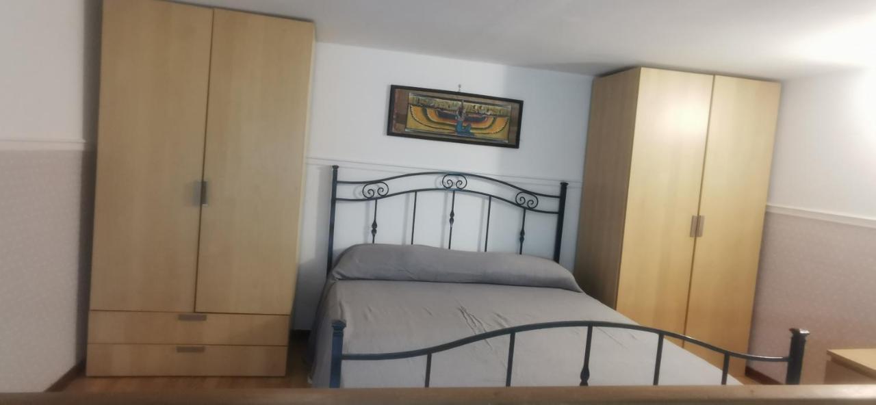 Real Family House Διαμέρισμα Νάπολη Εξωτερικό φωτογραφία